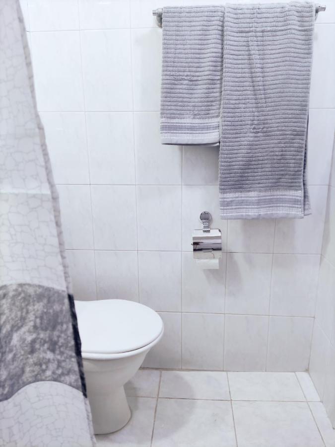 Renovated 1 Bedroom With King Size Bed In Kentron Erévan Extérieur photo